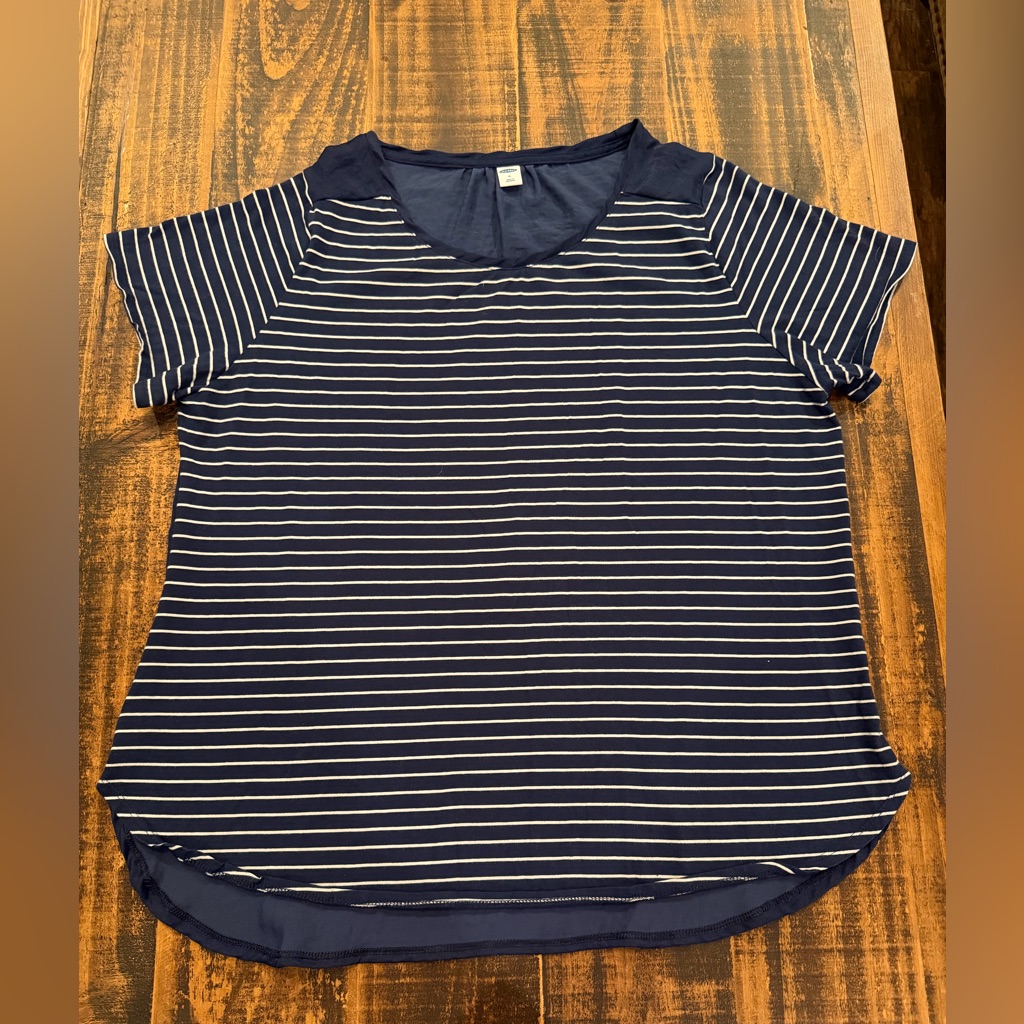 Old Navy Navy & White Striped Short Sleeve Scoop-Neck Tee
